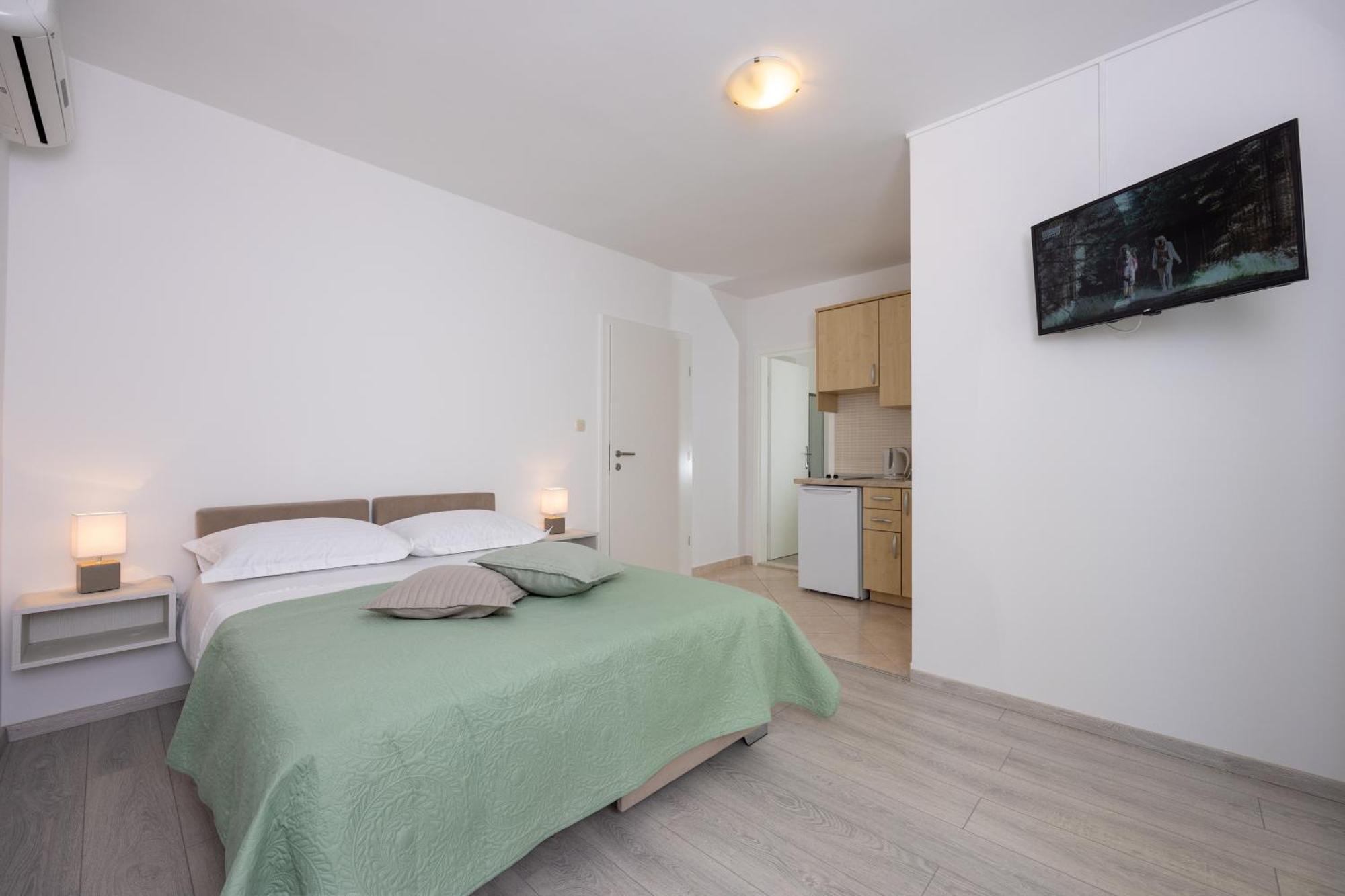 Apartmani Iva Tučepi Exterior foto